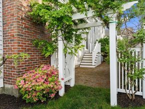 7 Swan Road, Quincy MA 02169