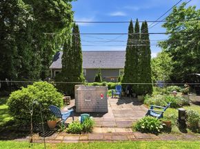 32 Terrace Dr, Worcester MA 01609
