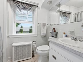 32 Terrace Dr, Worcester MA 01609