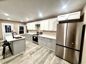 6 Wheelock St, Oxford MA 01540