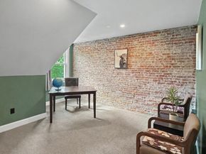 4 Westland St, Worcester MA 01602