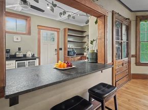 4 Westland St, Worcester MA 01602