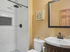 4 Westland St, Worcester MA 01602