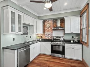 4 Westland St, Worcester MA 01602