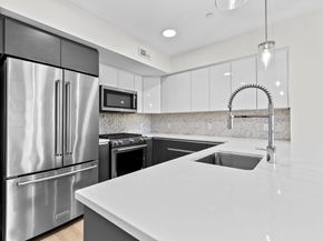 85 Willow Ct 302, Boston MA 02125