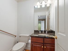 79 Pheasant Run Cir, Leominster MA 01453