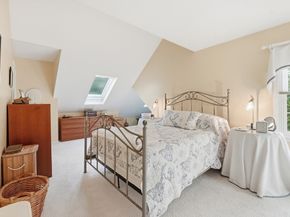 63 Brookdale Cir 63, Shrewsbury MA 01545