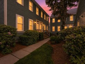 63 Brookdale Cir 63, Shrewsbury MA 01545