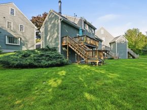 63 Brookdale Cir 63, Shrewsbury MA 01545