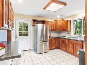 7 Sharon Ave, Norfolk MA 02056