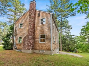 7 Sharon Ave, Norfolk MA 02056