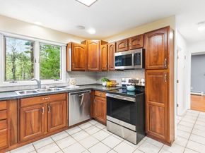 7 Sharon Ave, Norfolk MA 02056