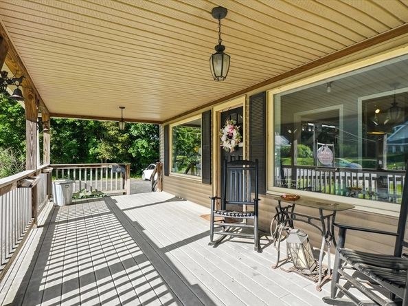 166 Millbury Ave, Millbury MA 01527