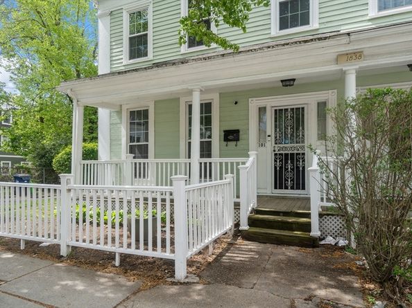 101 Mount Pleasant Ave, Boston MA 02119