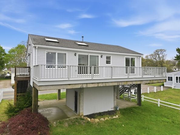 192 Swifts Beach Road, Wareham MA 02571