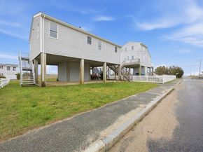 192 Swifts Beach Road, Wareham MA 02571
