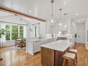 1 Park Ln, Mattapoisett MA 02739