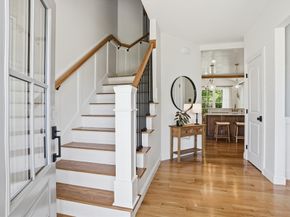1 Park Ln, Mattapoisett MA 02739