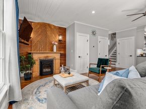 2R Dearborn, Salem MA 01970