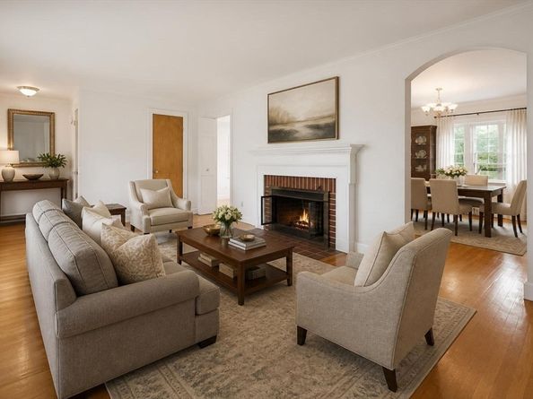 22 Chilton St, Belmont MA 02478