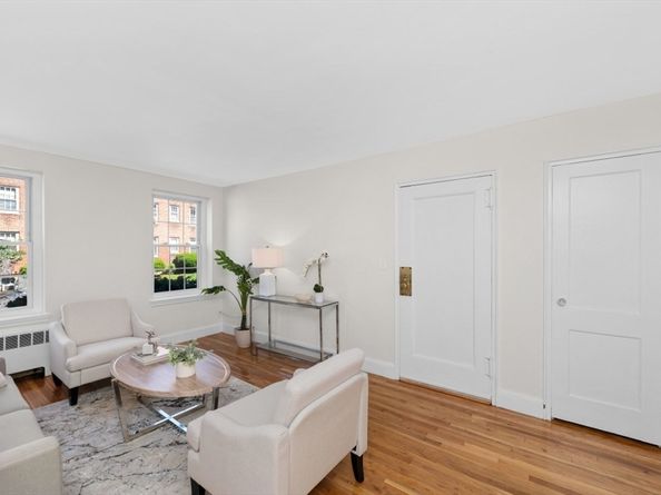 19 Englewood Ave 2, Brookline MA 02445