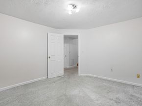 237 South St 45, Shrewsbury MA 01545