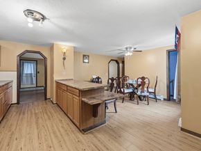 297 Whalom Rd, Lunenburg MA 01462