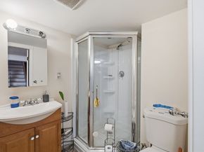 297 Whalom Rd, Lunenburg MA 01462
