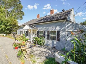 621 Main St, Sturbridge MA 01566