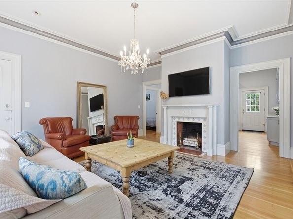 4 Lombard St, Boston MA 02124