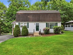 3 Barrows Road, Worcester MA 01609