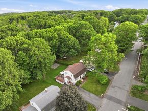 3 Barrows Road, Worcester MA 01609