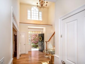 17 Saddle Ln, Hanover MA 02339