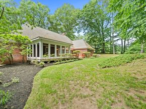89 North St, Topsfield MA 01983