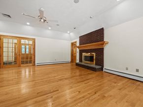89 North St, Topsfield MA 01983