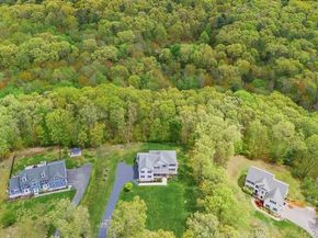 3 Notch Dr, Westford MA 01886