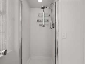 37 Driftwood Dr, Holden MA 01520