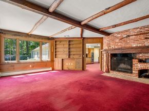 37 Driftwood Dr, Holden MA 01520