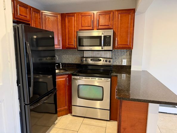 175 Ward St 12, Revere MA 02151