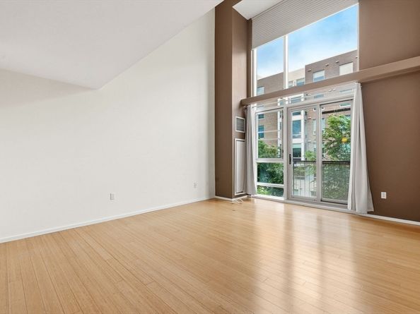 1 Earhart St 309, Cambridge MA 02141