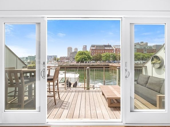 15 Union Wharf 15, Boston MA 02109