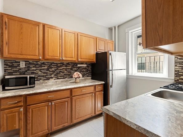 78 Glenville Ave 9, Boston MA 02134