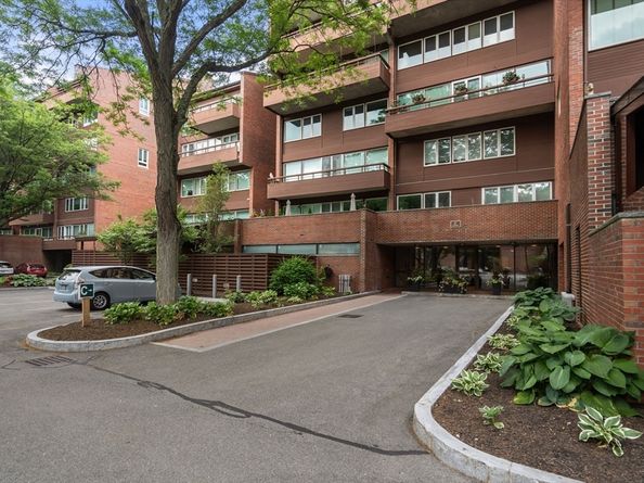 241 Perkins C603, Boston MA 02130