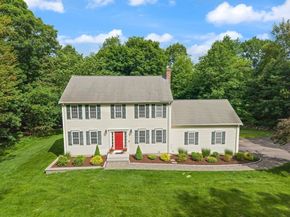 5 Winchester Rd, Medway MA 02053