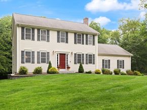 5 Winchester Rd, Medway MA 02053