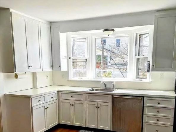 142 Jackson St, Newton MA 02459