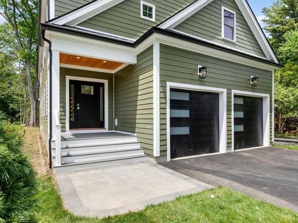 89 Spring St, Lexington MA 02421