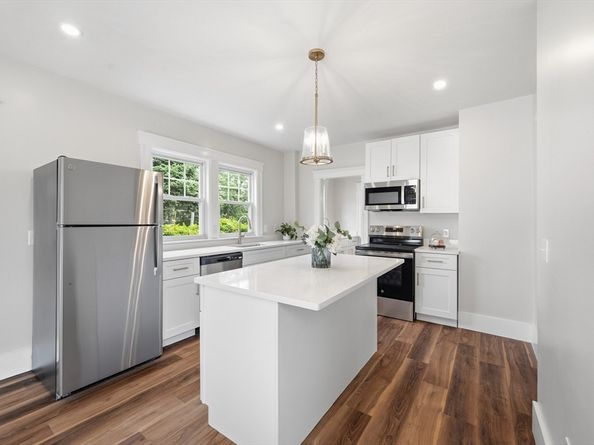 87 Malden St, Worcester MA 01606