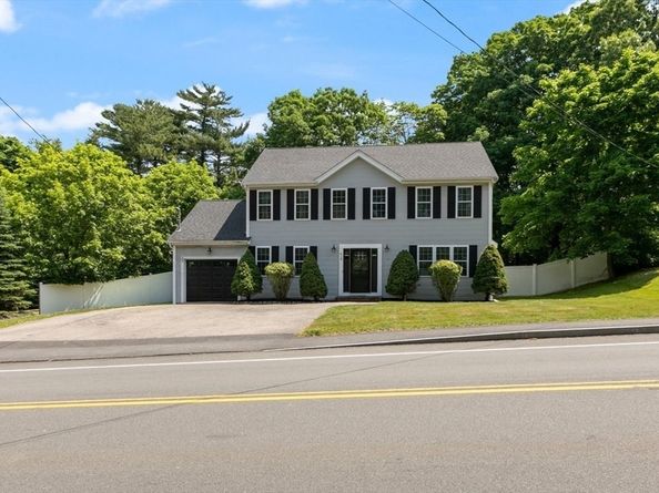 418 Beech St, Rockland MA 02370