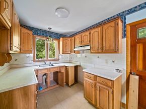 131 Lakeview Blvd, Plymouth MA 02360